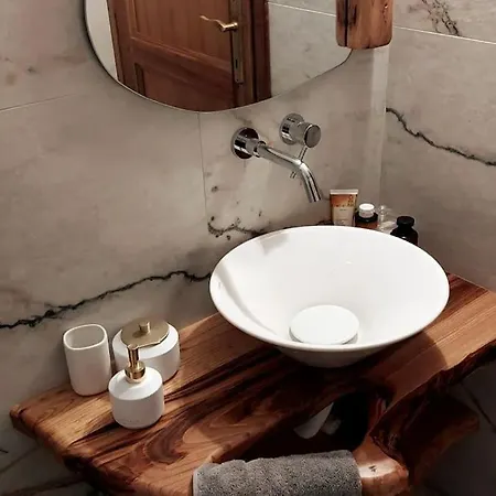 Zina's House Case de vacanță Troulos