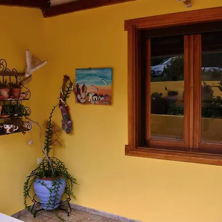 Casa de Férias Zina's House Troulos