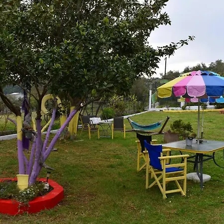 Zina's House Case de vacanță Troulos