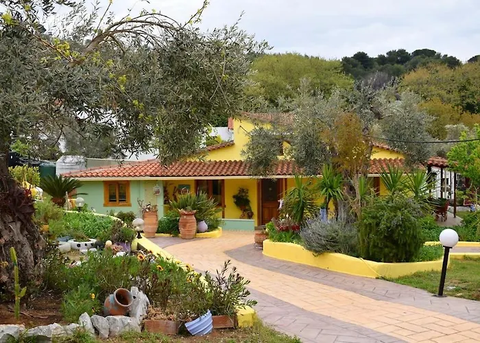 Holiday home Zina's House Troulos