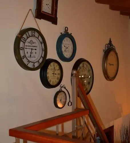 Zina's House * Troulos